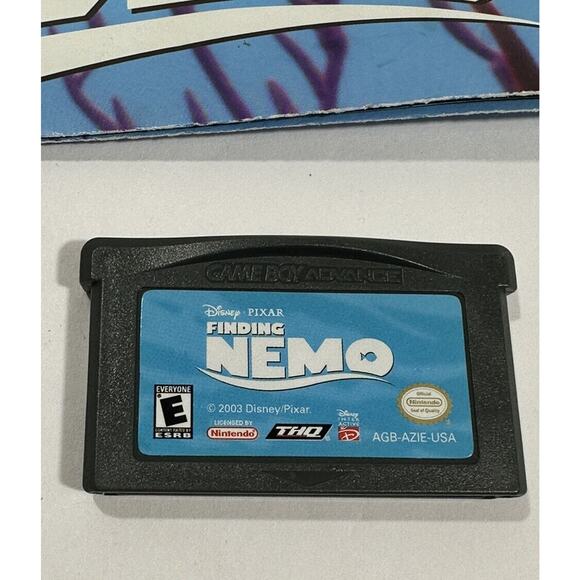 Finding Nemo Nintendo Game Boy Advance Manual And Poster - Picture 2 of 5